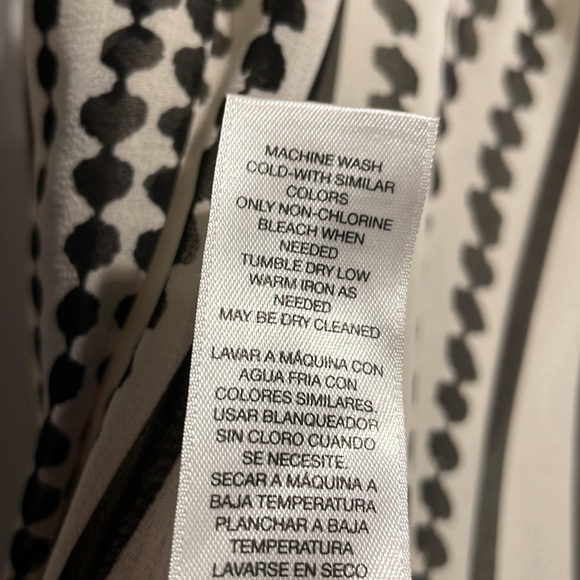 Chicos layered cream & black print skirt - Picture 9 of 10